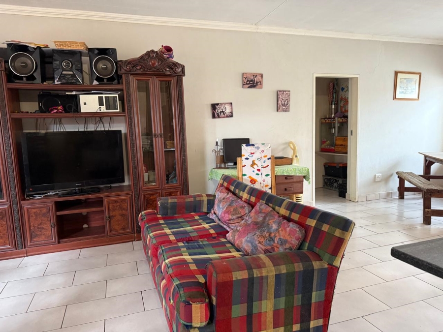 2 Bedroom Property for Sale in Waterval East North West